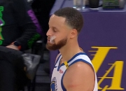 湖人，关键时刻神级表现，库里！