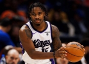 米切尔绝杀时刻，国王点燃赛场，冲击季后赛迎来胜利！