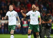 包含爱尔兰战平卢森堡，保持出线希望的词条