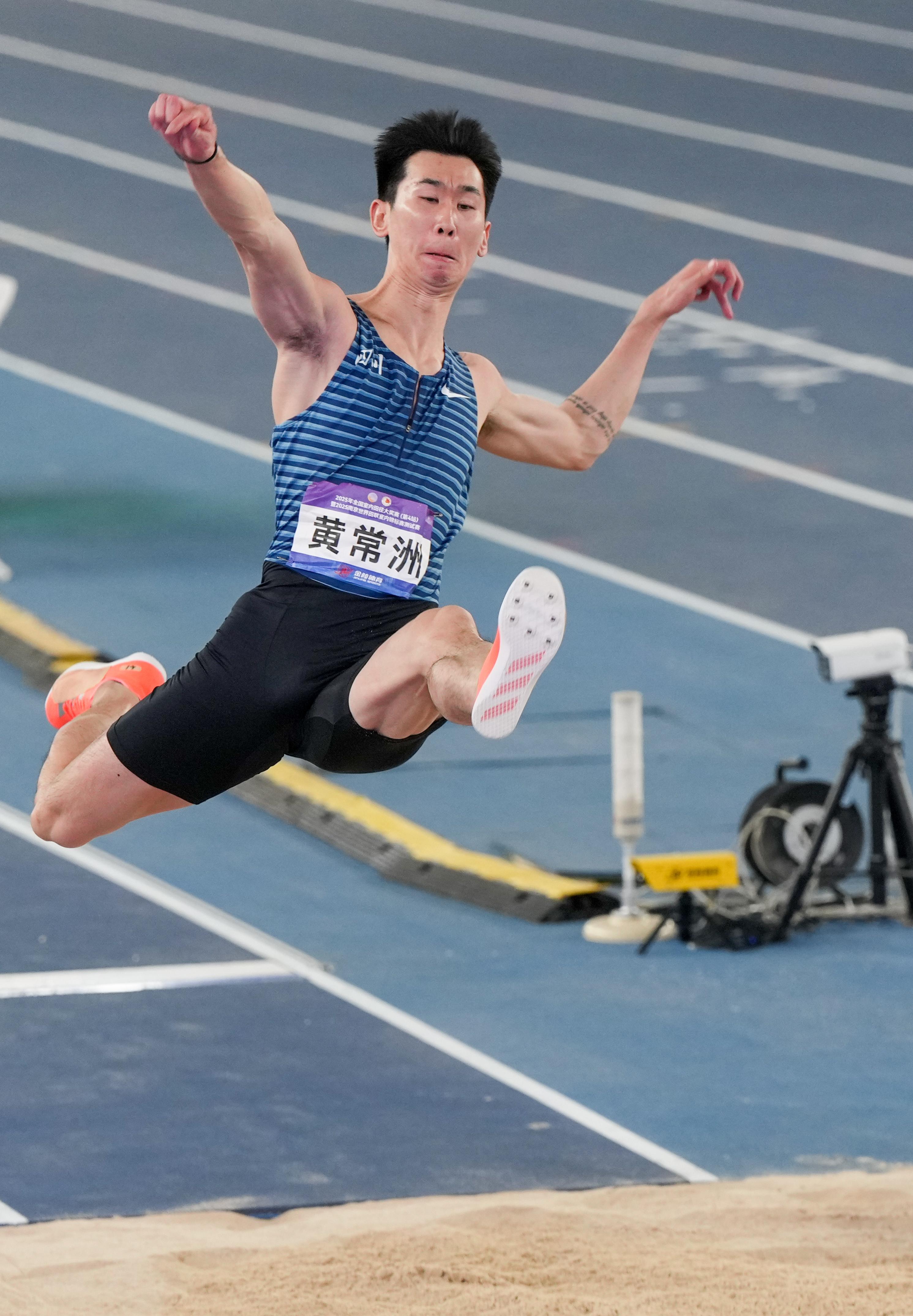 包含田径全运会冠军争夺激烈，各项目选手展现顶尖水平的词条