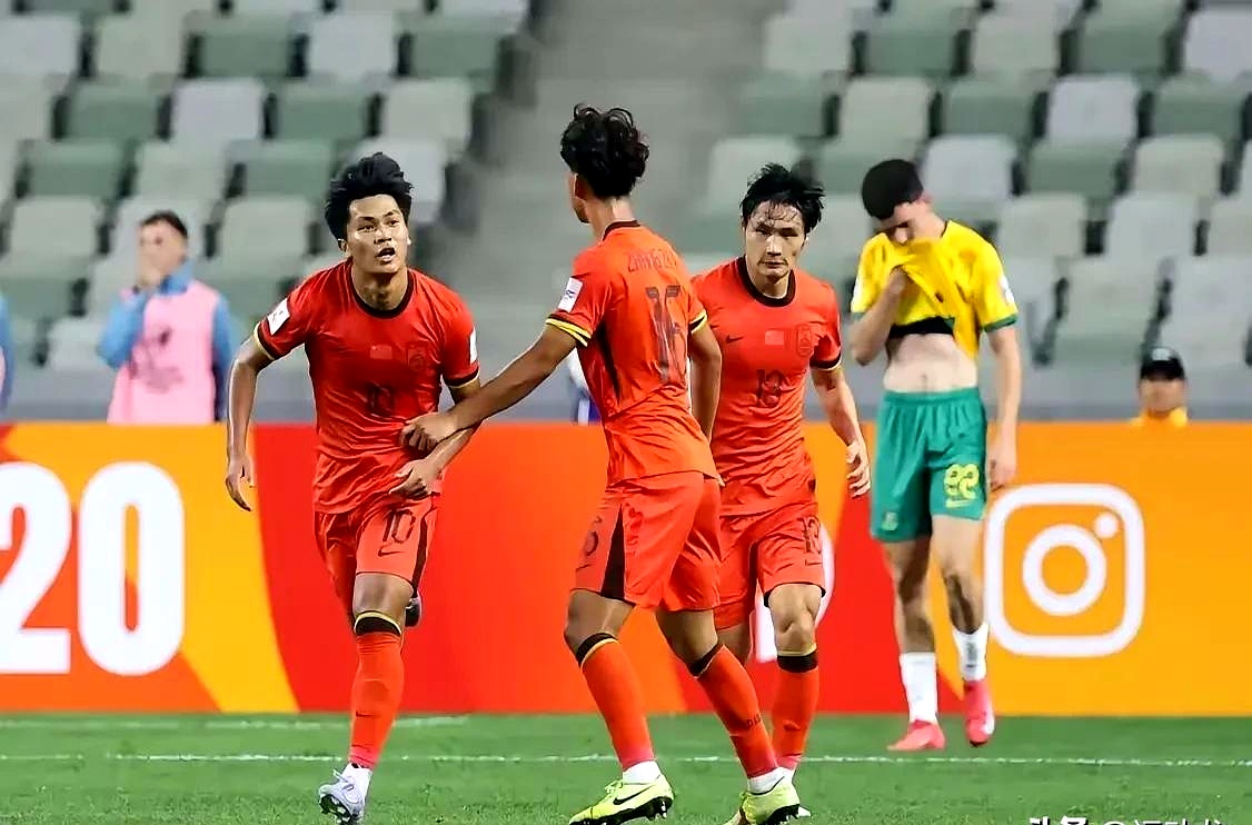 沙特球队全面防守,成功击败对手 沙特球队全面防守,成功击败对手