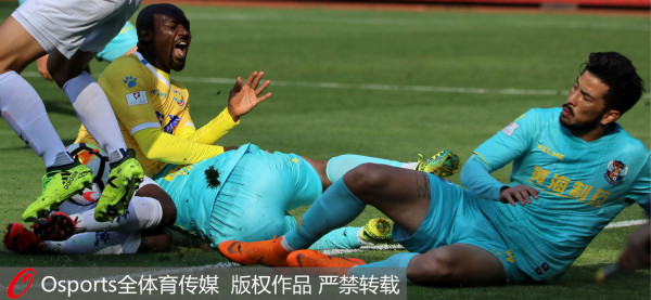 青岛黄海主场逼平对手,球队整体表现稳定 青岛黄海主场逼平对手,球队整体表现稳定