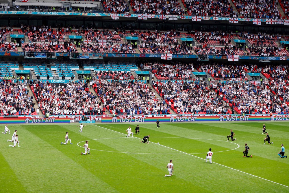 欧洲杯赛场上的精彩瞬间，留下永恒记忆的简单介绍