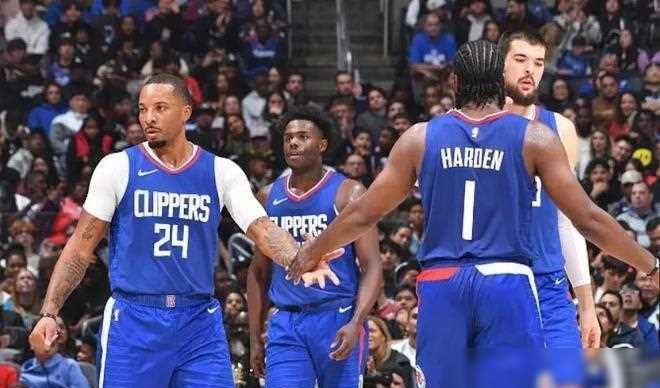 上海申鑫豪取胜利,为球迷带来惊喜 上海申鑫豪取胜利,为球迷带来惊喜