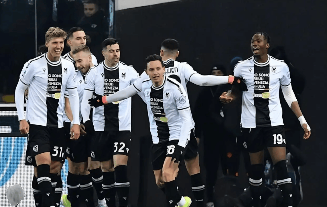 乌迪内斯客场击败佛罗伦萨，取得关键三分